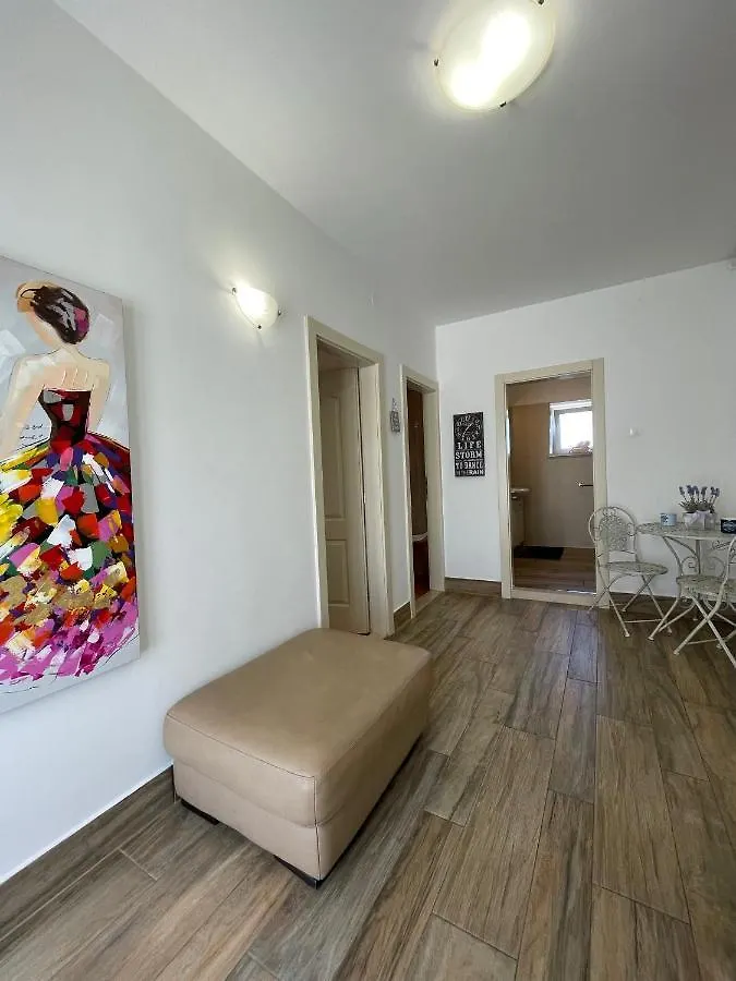 Apartments Nona Pula Hırvatistan
